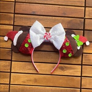 Mickey and Minnie Mouse snack candy apple Mickey Ears headband
